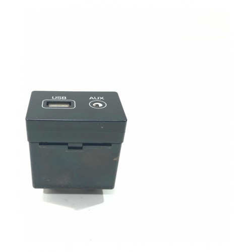 Tomada Usb Hyundai Creta 2018 Original
