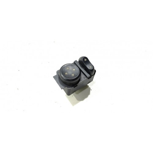 Comando Retrovisor Eletrico Ideia 1.6 16v Etorq 2012